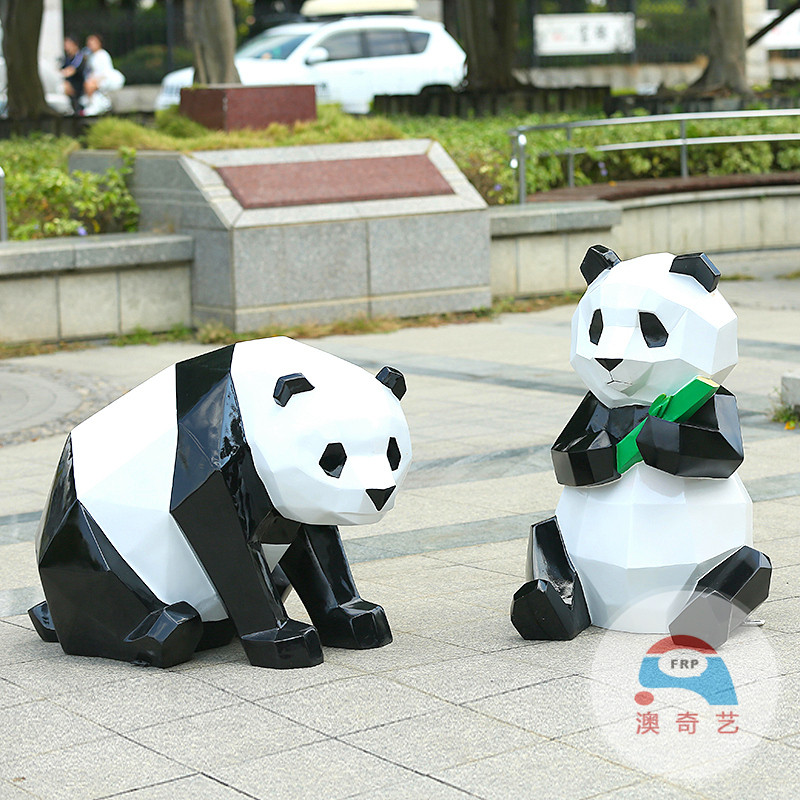 太空人宇航员卡通雕塑定制商场售楼处玻璃钢户外装饰落地美陈摆件